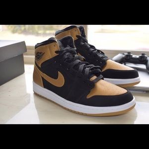 Air Jordan 1 Retro High “Melo Pe Series”
